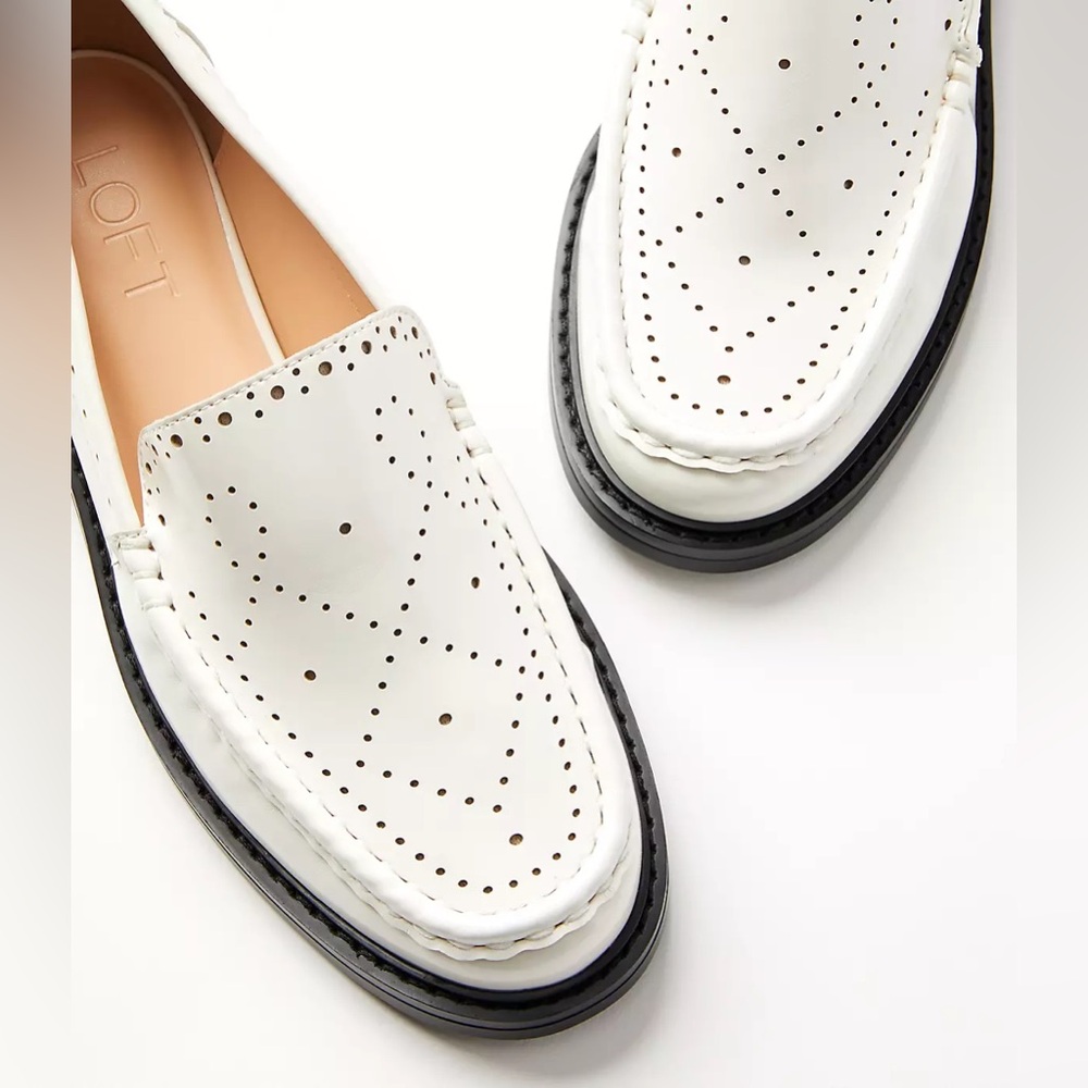 BRAND NEW Perforated Loafers Size 7M